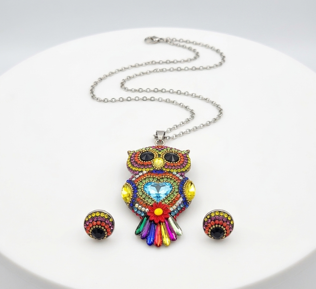 925 Silver Owl with Handcrafted Stones – A Symbol of Wisdom and Craftsmanship